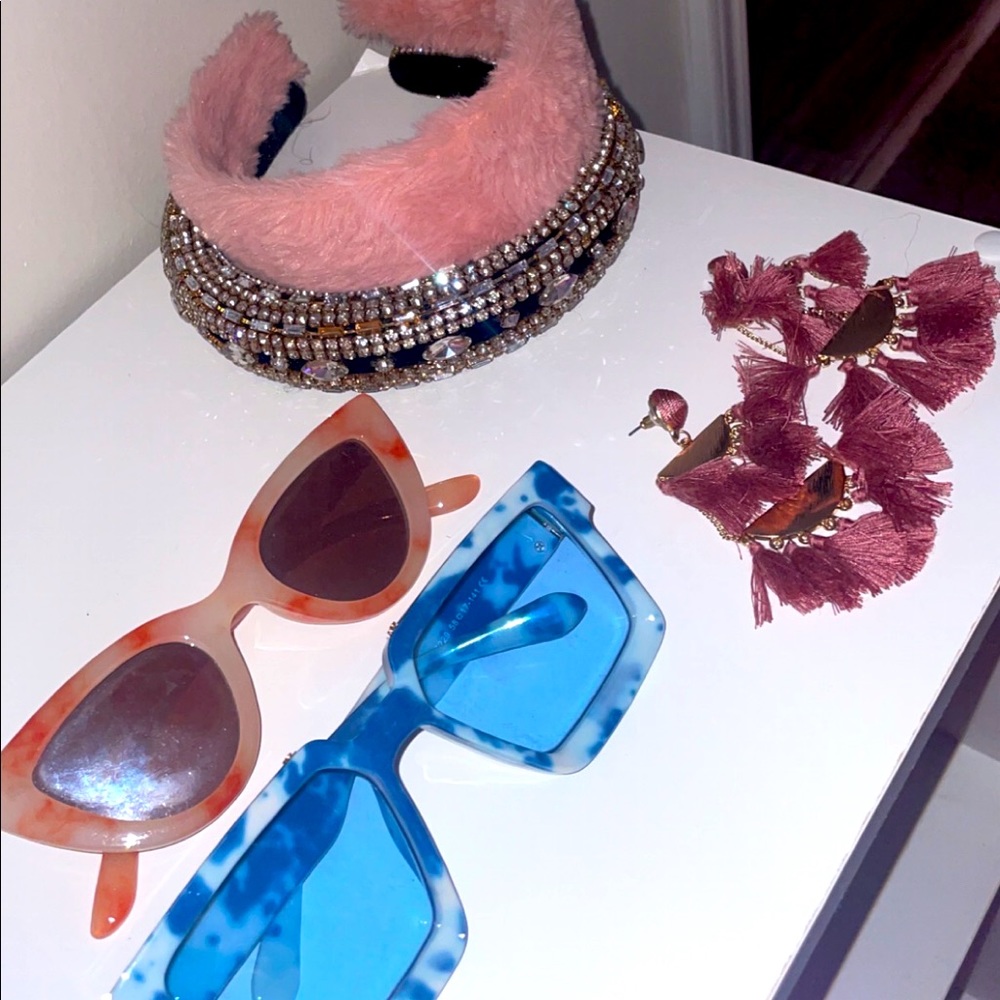 Accessory bundle headband earrings and sunglasses all included